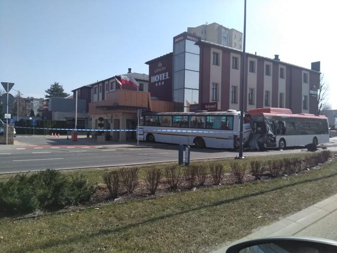 Rzeszów. Zderzenie dwóch autobusów [GALERIA]