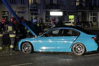 Warszawa. BMW ścięło latarnię. Grochowską spowiła ciemność 