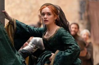 Olivia Cooke jako królowa wdowa Alicent Hightower.
