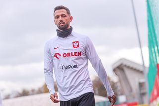 Mateusz Wieteska powitany przez nowy klub.  Kuriozalna wpadka na prezentacji kadrowicza