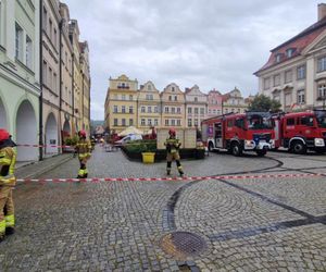 Alarm w Jeleniej Górze! Duży wyciek gazu w centrum, będzie ewakuacja 