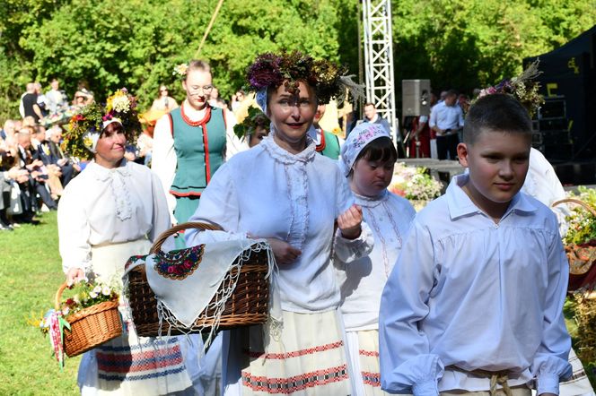 Tłumy na dożynkach w Olsztynku. Zobacz, jak wyglądało tegoroczne święto plonów