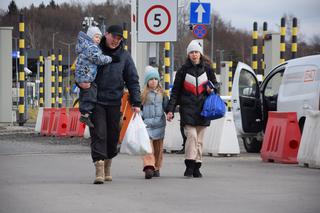 Ukraińcy usprawnili odprawę matek z dziecmi na granicy [ZDJĘCIA]