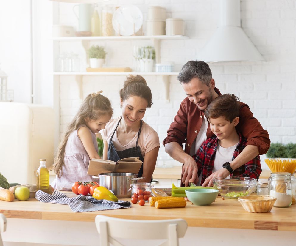 Czy polska rodzina ma czas dla siebie? Wyniki badań obnażyły smutną prawdę