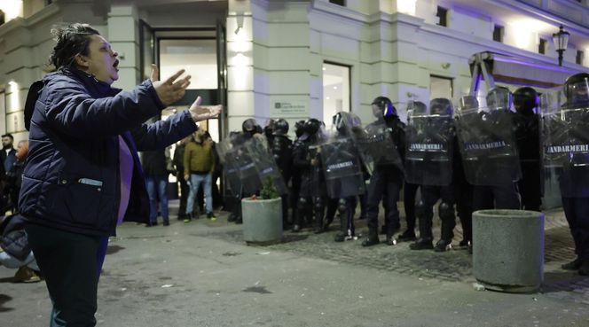 Wrze w europejskim państwie. Zamieszki na ulicach po zablokowaniu kandydata na prezydenta