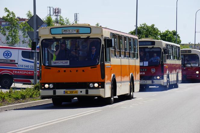 Zlot zabytkowych autobusów 2022 w Bydgoszczy [ZDJĘCIA] 