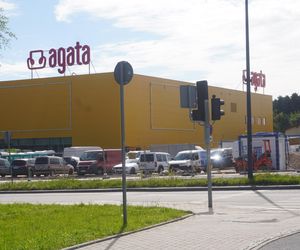 To pierwszy salon tej marki w Olsztynie. Postępują prace na budowie. Kiedy otwarcie?