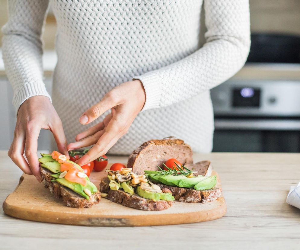 Włącz te 3 produkty do jadłospisu. Dietetyczka: zachowasz zdrowe serce i mózg