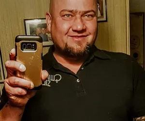 Tomasz wyjechał do pracy w Austrii i zaginął. Ma charakterystyczne tatuaże