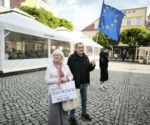 Wiec zwolenników Rafała Trzaskowskiego w Lesznie 