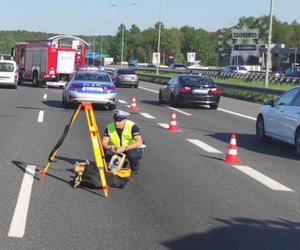 Tragedia na A4 w Katowicach. Nie żyje 46-letni motocyklista. Droga jest zablokowana 