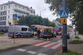 Zderzenie tramwaju z samochodem. Występują duże utrudnienia na ul. Łagiewnickiej