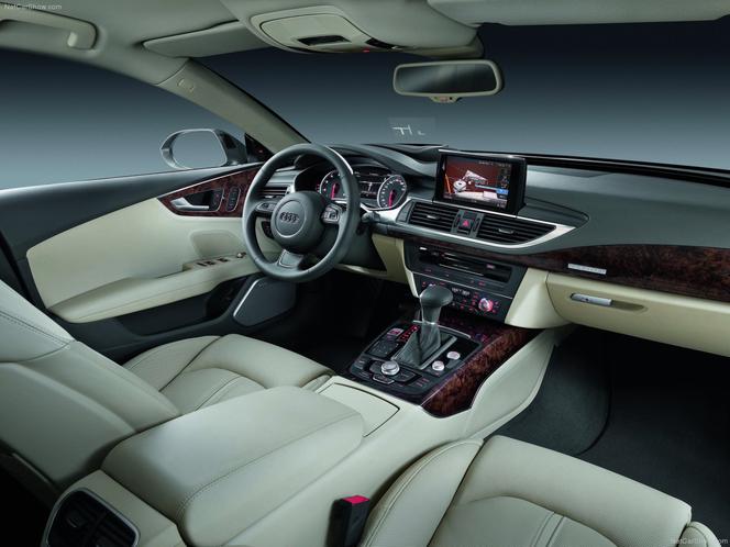 Audi A7 hatchback, model 2011