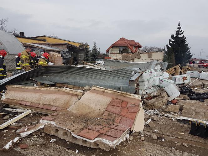 Suwałki. Wybuch gazu w nielegalnej bimbrowni. Pod gruzami były 3 osoby