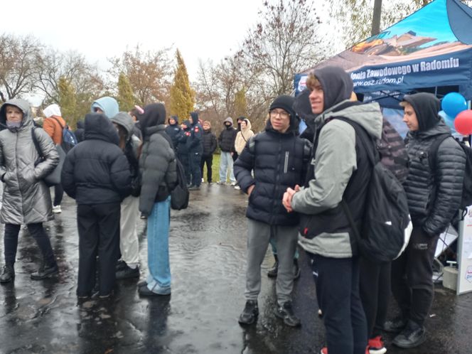 Radom. Piknik ZDZ na Placu ks. Domagały3