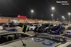 Nielegalne wyścigi samochodowe w Częstochowie. Aż 700 osób zebrało się na parkingu przed centrum handlowym. Interweniowała policja [ZDJĘCIA, WIDEO]