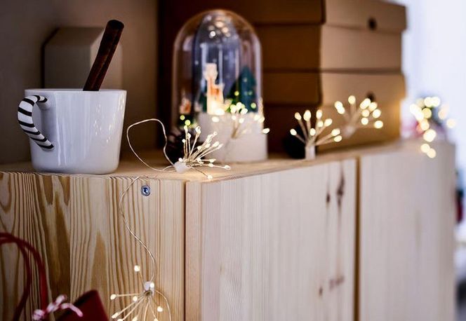 Świetlne dekoracje na Boże Narodzenie