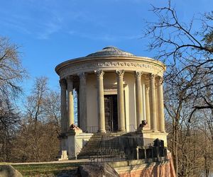 Puławy. Miasto nad Wisłą zwane polskimi Atenami