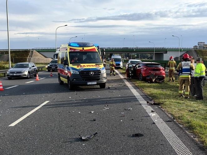 Poważny wypadek na S5, kierowca jechał pod prąd 