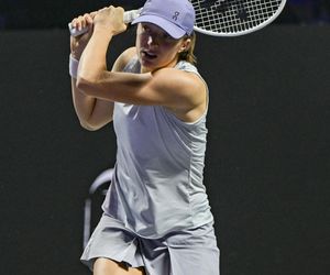 Iga Światek mecz z Jeleną Rybakiną