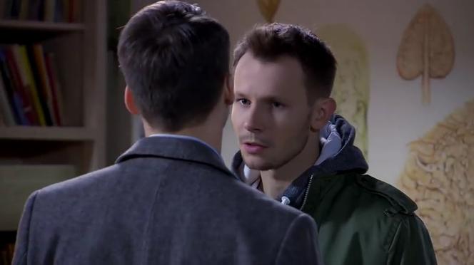 Pierwsza miłość. Radek (Mateusz Banasiuk), Natan (Krzysztof Kwiatkowski)