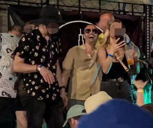 Hakiel bawi się, a nie pije