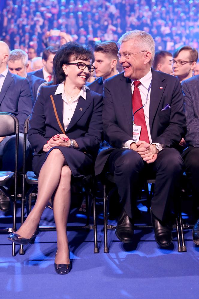 Elżbieta Witek i Beata Szydło. Polacy wskazali, która nadaje się na prezydenta 