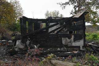 Pożar w miejscowości Pogorzelec. W spalonym domu znaleziono ciało 