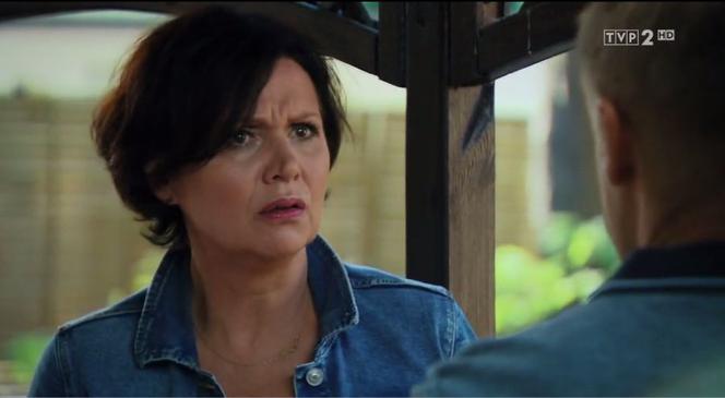 M jak miłość, odcinek 1398. Marysia (Małgorzata Pieńkowska), Paweł (Rafał Mroczek)