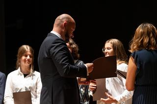 Od 200 do 400 zł dla uzdolnionej młodzieży z Wrocławia