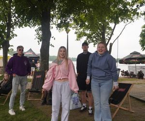 Kortowiada 2025. Koncerty na Plaży Kortowskiej przyciągnęły tłumy. Tak wyglądał drugi dzień imprezy!