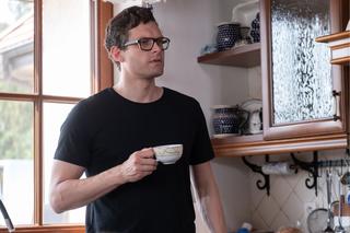 Na Wspólnej, odcinek 3192: Maks w pułapce szantażysty. Oszust postawi szokujące warunki