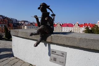 Nowe rzeźby, które zachwycą turystów w Lublinie. Odsłonięcie nowych koziołków na Starym Mieście
