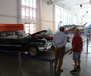 Retro Motor Show rozpoczęte! Wyjątkowe samochody na MTP!