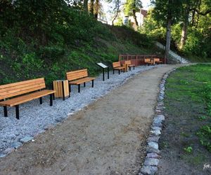 Nietypowe miasto w woj. warmińsko-mazurskim. Mieszka w nim mniej osób niż na wielu wsiach