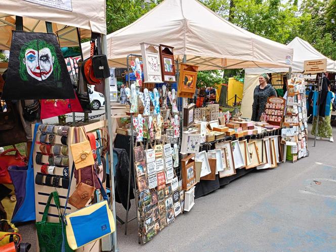 Stoiska wystawców podczas Jarmarku św. Stanisława można odwiedzać w godz. 10.00-18.00 w dn. 10 i 11 maja