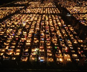 1 listopada na Cmentarzu Łostowickim w Gdańsku. Tak wygląda w dniu Wszystkich Świętych