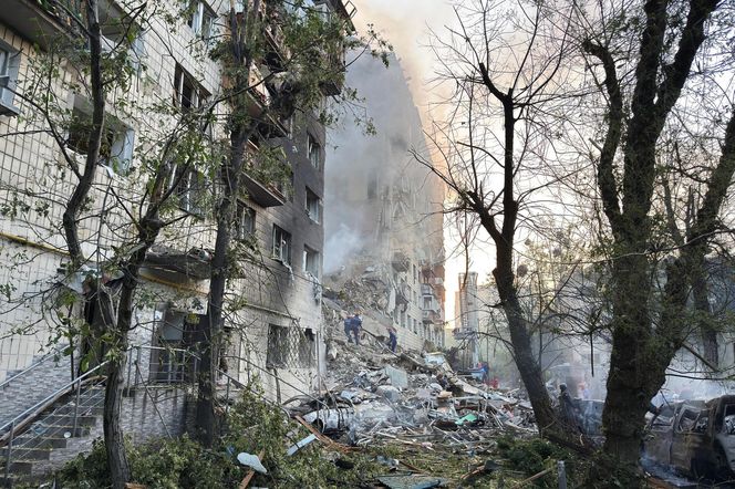 Ponad 440 dronów i 32 rakiet użyła Rosja ostatniej nocy do ataków na Kijów