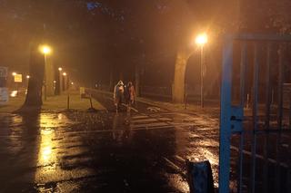 Ewakuacja podczas pierwszego dnia Santander Letnich Brzmień 2024 we Wrocławiu. Burza przerwała zabawę