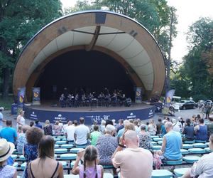 Festiwal Orkiestr Wojskowych w muszli koncertowej w Lublinie