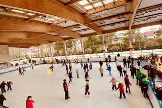 Lodowisko OSiR Wawer w Warszawie