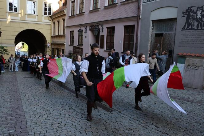 Korowód w ramach Międzynarodowego Festiwalu Renesansu w Lublinie