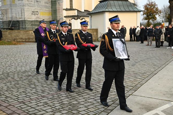 Pogrzeb Władysława Janika. Ostatnie pożegnanie byłego komendanta