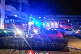Pożar w jednym z krakowskich budynków. Strażacy interweniowali na szóstym piętrze