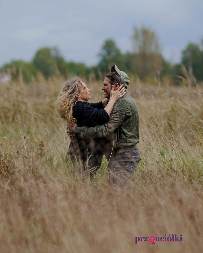 	Przyjaciółki, 22 sezon odc. 266. Patrycja (Joanna Liszowska), Wiktor (Paweł Deląg)