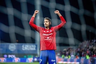 Raków Częstochowa podjął Legie Warszawa. Medaliki znów triumfują