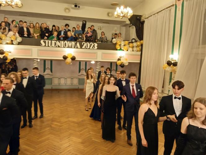 Studniówka 2023 w II LO w Poznaniu