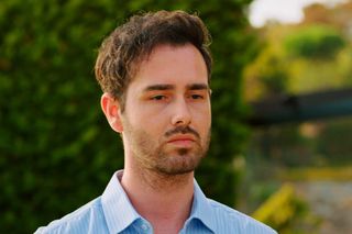 Miłość i nadzieja odc. 285. Doktor Levent