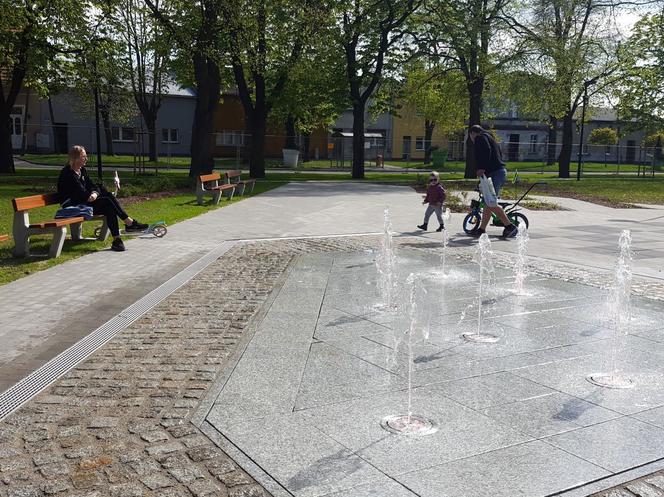 Park na Rynku Zaborowskim w Lesznie już otwarty