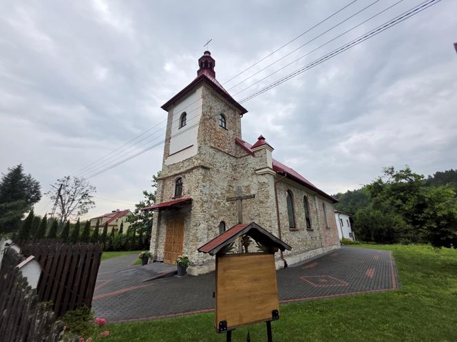 Urokliwa parafia w Sufczynie